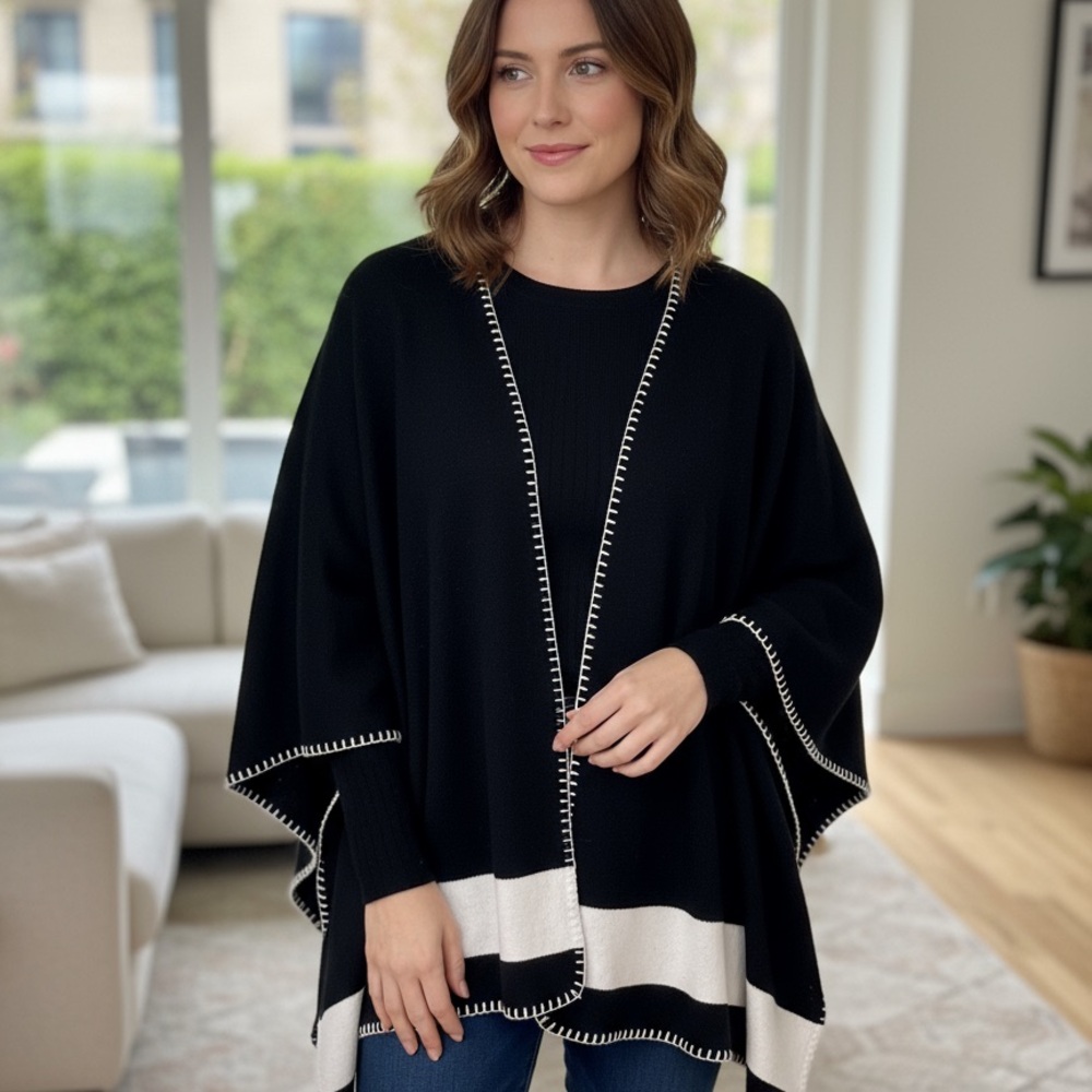 Bianca Nygård Black Sweater cape